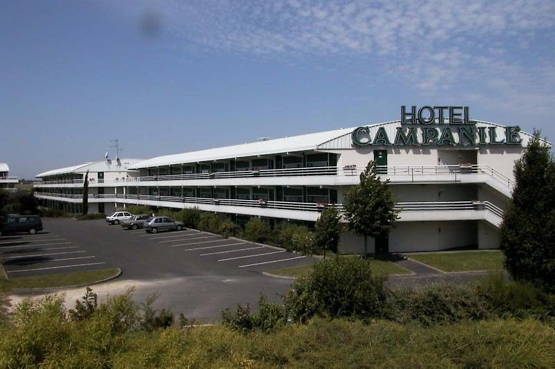 Campanile Poitiers - Site Du Futuroscope Otel Chasseneuil-du-Poitou Dış mekan fotoğraf